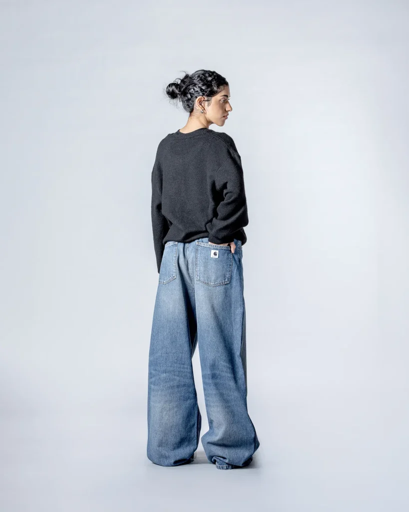 W' Guide Club Sweater