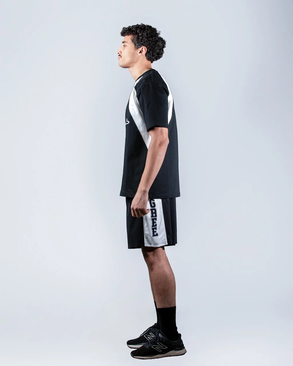 SD BLACK WITH WHITE LINE
