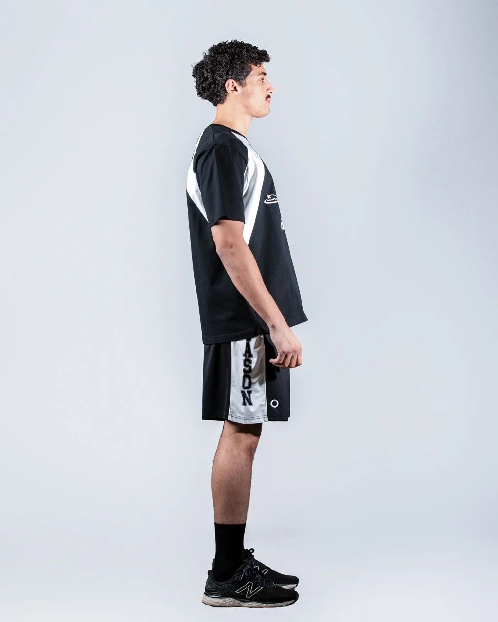 SD BLACK WITH WHITE LINE